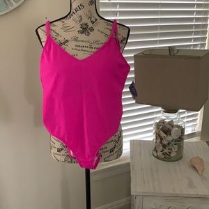 💕 O’rageous one piece swimsuit. JR M NWT